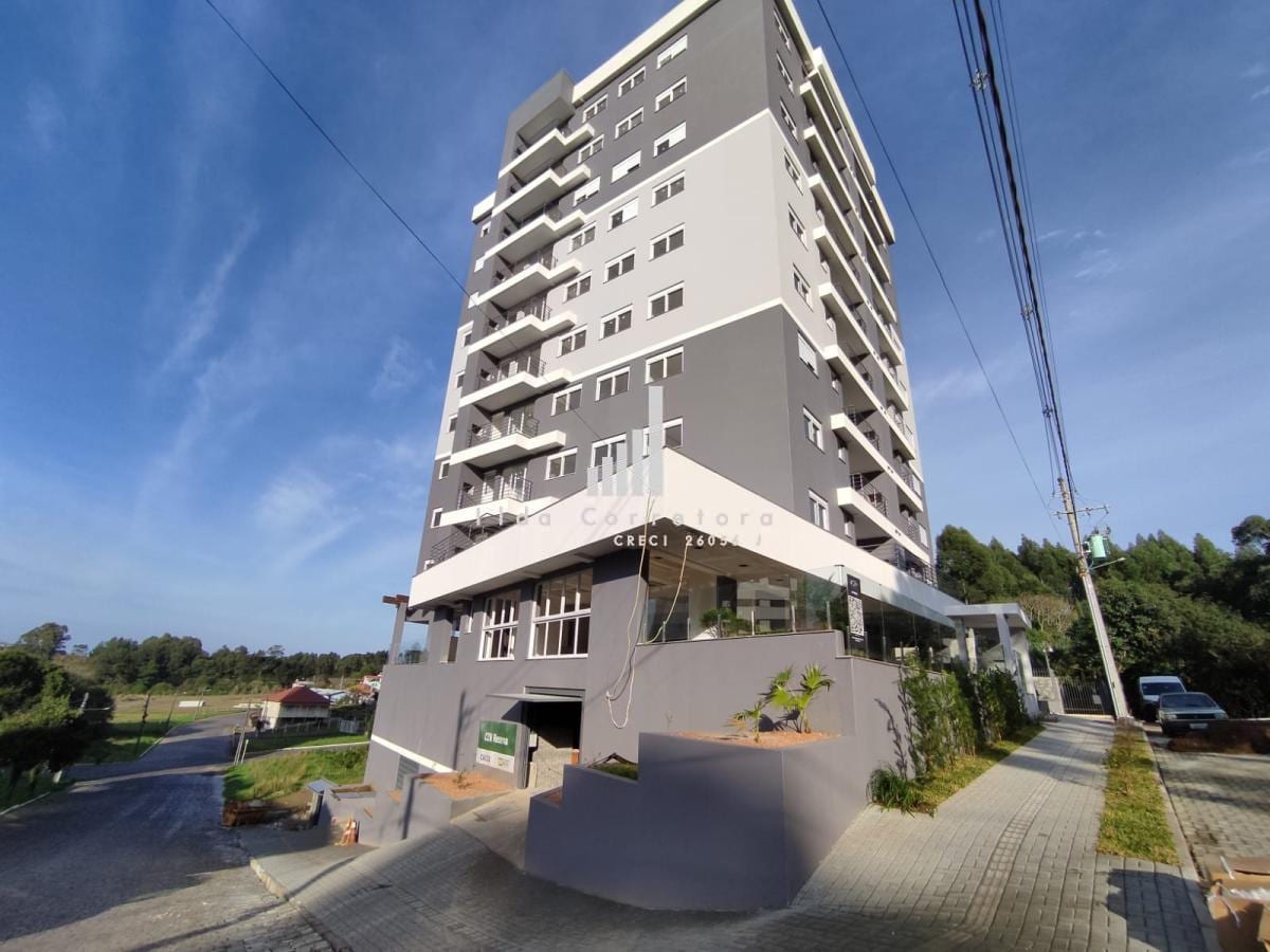 A 1 quadra do Centro. Mobiliado. Pronto para morar ou investir.