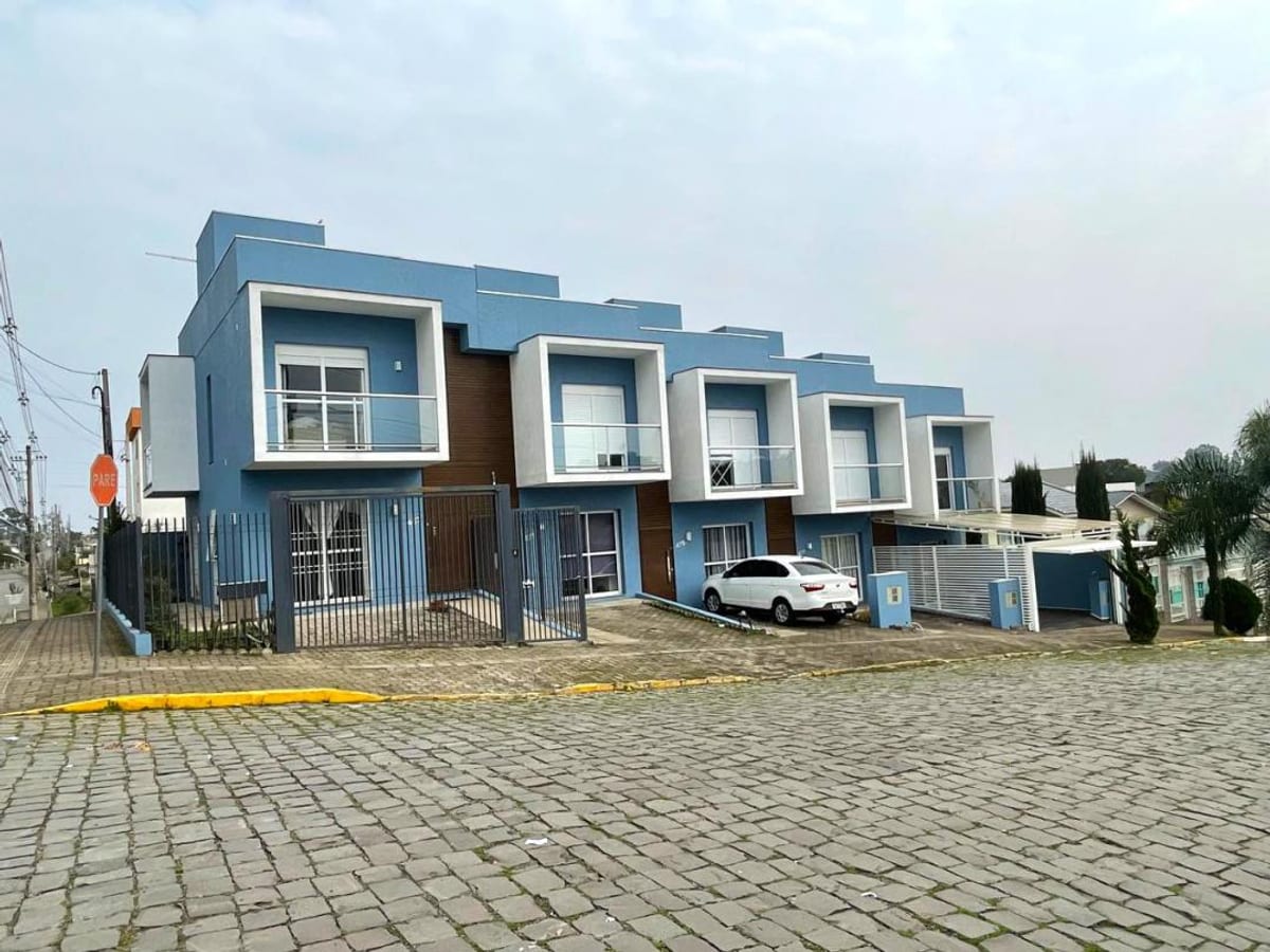 O Sobrado dos Seus Sonhos Acaba de Chegar!